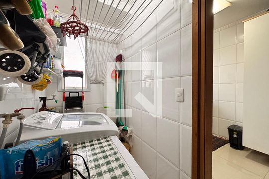 Lavanderia de apartamento à venda com 3 quartos, 98m² em Campestre, Santo André
