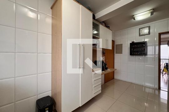 Cozinha de apartamento à venda com 3 quartos, 98m² em Campestre, Santo André