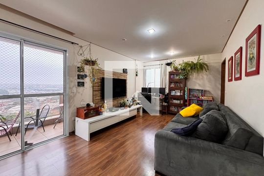 Apartamento à venda com 3 quartos, 98m² em Campestre, Santo André