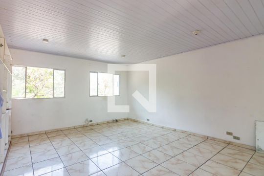 Casa de Condomínio para alugar com 1 quarto, 30m² em Quitaúna, Osasco