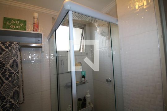 Banheiro de apartamento à venda com 2 quartos, 50m² em Carandiru, São Paulo