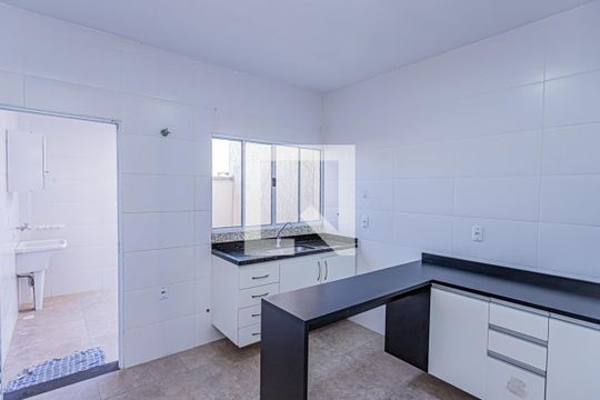 Cozinha de casa para alugar com 3 quartos, 136m² em Vila Primavera, São Paulo