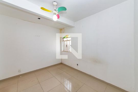 Suíte de casa para alugar com 3 quartos, 223m² em Alto Caiçaras, Belo Horizonte