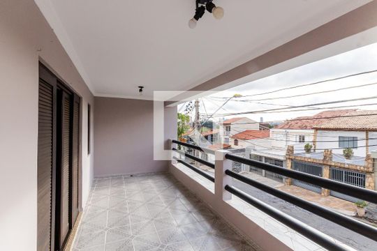 Varanda da Suíte 1 de casa para alugar com 3 quartos, 243m² em Vila Camilópolis, Santo André
