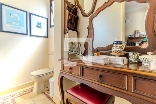 Lavabo de apartamento à venda com 4 quartos, 323m² em Higienópolis, São Paulo
