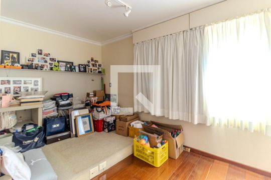 Quarto 1 de apartamento à venda com 4 quartos, 323m² em Higienópolis, São Paulo
