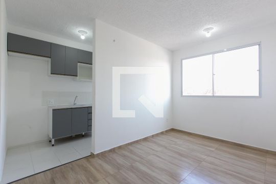 Apartamento para alugar com 2 quartos, 43m² em Vila Princesa Isabel, São Paulo