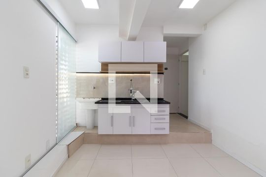 Cozinha e Área de Serviço de apartamento para alugar com 1 quarto, 26m² em Imirim, São Paulo