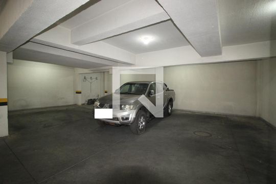 Vagas de garagem  de apartamento à venda com 5 quartos, 400m² em Minas Brasil, Belo Horizonte