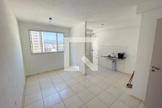 Sala de apartamento à venda com 2 quartos, 50m² em Cidade Industrial, Contagem