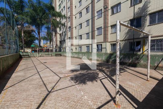 Área comum - Quadra de apartamento para alugar com 2 quartos, 44m² em Jardim Santa Teresinha, São Paulo