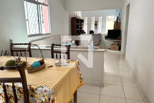 sala de casa à venda com 4 quartos, 167m² em Carlos Prates, Belo Horizonte