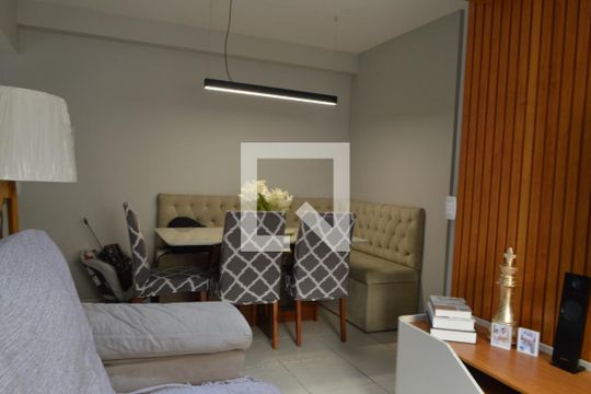 Sala de apartamento à venda com 2 quartos, 60m² em Taquara, Rio de Janeiro