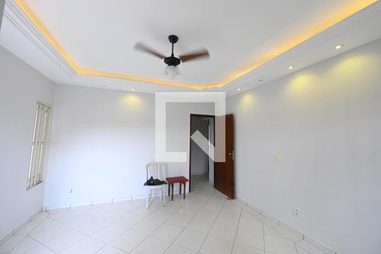 Sala de casa à venda com 4 quartos, 300m² em St parque anhanguera I, Goiânia