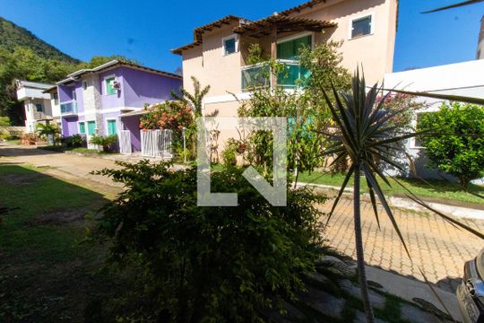 Vista da Suíte 2 de casa de condomínio para alugar com 3 quartos, 140m² em Engenho do Mato, Niterói