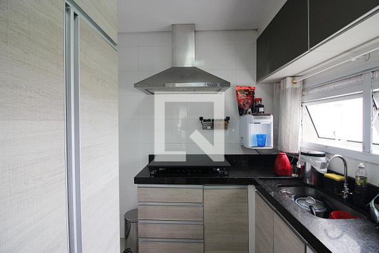Cozinha de apartamento à venda com 3 quartos, 107m² em Vila Lusitânia, São Bernardo do Campo