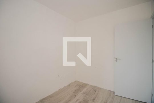 Quarto 1 de apartamento para alugar com 2 quartos, 42m² em Jardim Dona Leopoldina, Porto Alegre