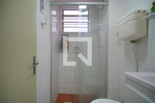 Banheiro de apartamento para alugar com 1 quarto, 39m² em Canudos, Novo Hamburgo