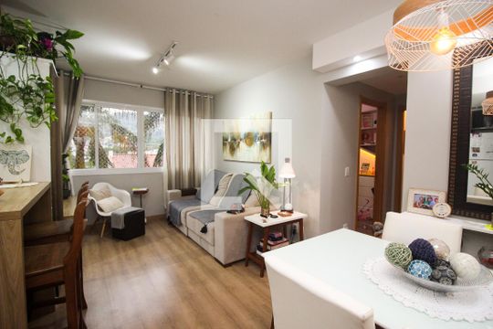 Apartamento à venda com 2 quartos, 62m² em Teresópolis, Porto Alegre