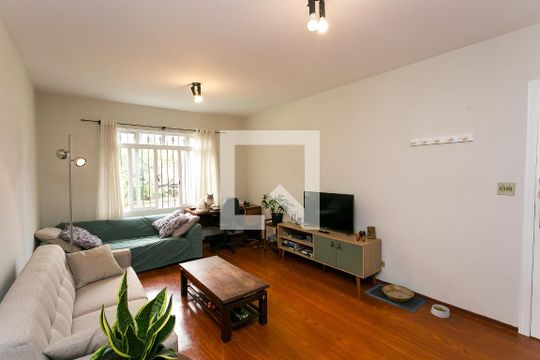 Casa à venda com 4 quartos, 169m² em Vila Morse, São Paulo