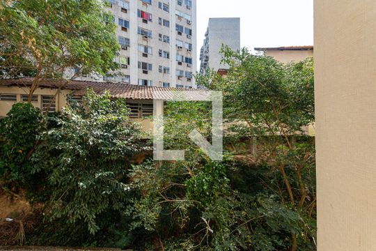 Sala de apartamento à venda com 2 quartos, 60m² em Santa Rosa, Niterói