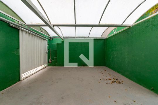 Garagem de casa à venda com 3 quartos, 360m² em Havaí, Belo Horizonte