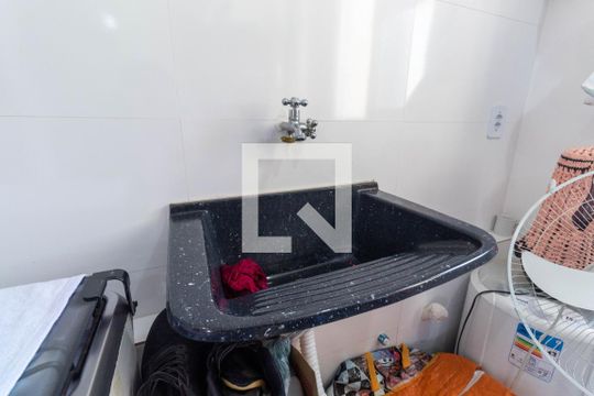 Lavanderia de casa de condomínio à venda com 1 quarto, 32m² em Penha de França, São Paulo