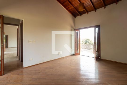 Quarto Suíte 1 de casa para alugar com 5 quartos, 280m² em Vila Santo Antônio, Cotia