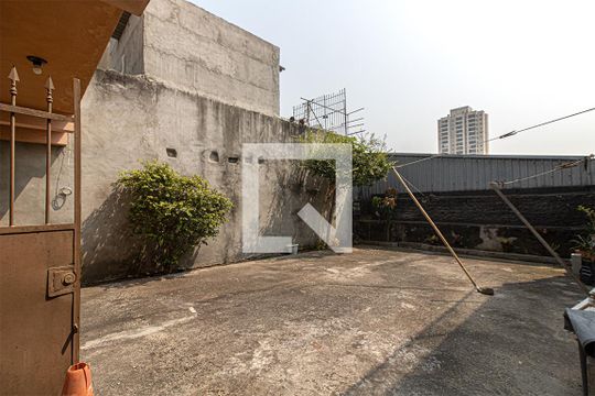 quintal de casa à venda com 5 quartos, 200m² em Vila Conde do Pinhal, São Paulo