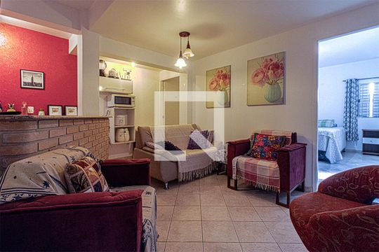 sala e cozinha compartilhadas de casa à venda com 5 quartos, 200m² em Vila Conde do Pinhal, São Paulo