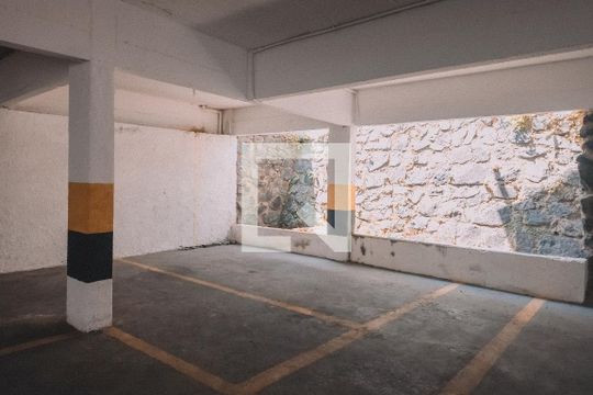 Garagem 2 vagas de apartamento para alugar com 3 quartos, 160m² em Federação, Salvador