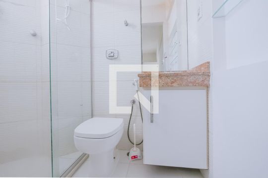 Banheiro da Suíte 1 de apartamento para alugar com 3 quartos, 160m² em Federação, Salvador