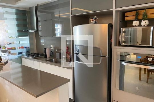 Cozinha de apartamento à venda com 2 quartos, 70m² em Recreio dos Bandeirantes, Rio de Janeiro
