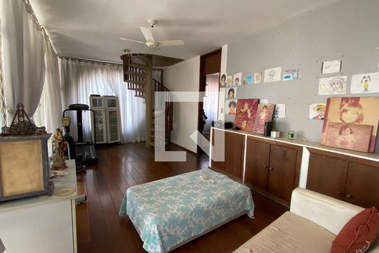 Sala 2 de apartamento para alugar com 4 quartos, 250m² em Santa Lúcia, Belo Horizonte