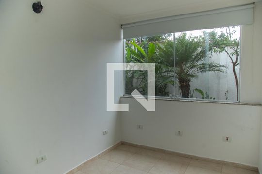 Quarto 1 de casa para alugar com 4 quartos, 220m² em Morumbi, São Paulo