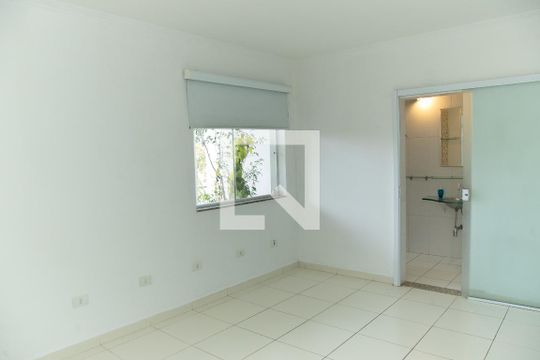 Suíte de casa para alugar com 4 quartos, 220m² em Morumbi, São Paulo