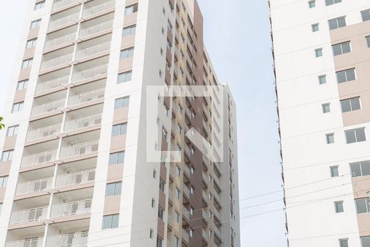 Fachada de apartamento para alugar com 1 quarto, 30m² em Parque Industrial Tomas Edson, São Paulo