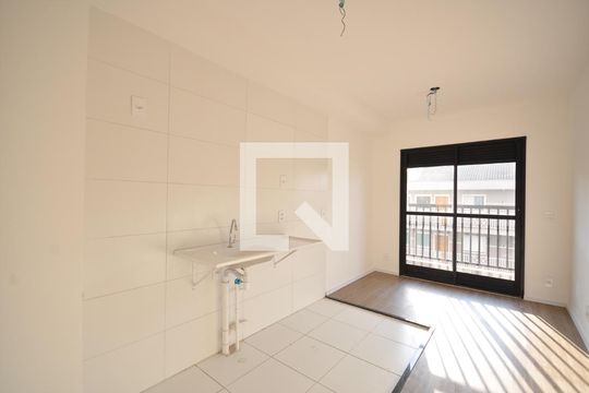 Apartamento à venda com 1 quarto, 27m² em Vila Mazzei, São Paulo