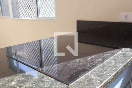 Cozinha de casa para alugar com 3 quartos, 100m² em Parque Continental Ii, Guarulhos