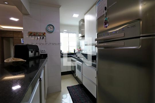 Cozinha de apartamento à venda com 4 quartos, 230m² em Jardim Santo Antônio, Santo André