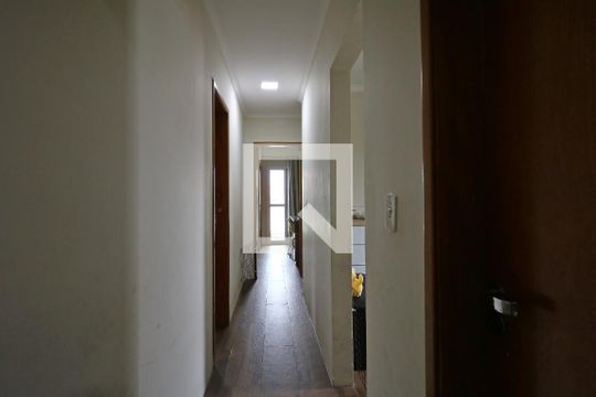 Corredor de apartamento à venda com 4 quartos, 230m² em Jardim Santo Antônio, Santo André