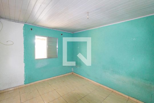 Quarto de casa para alugar com 3 quartos, 200m² em Km 18, Osasco