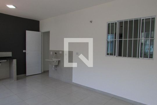 Churrasqueira de casa à venda com 2 quartos, 75m² em Jardim Jaqueline, São Paulo