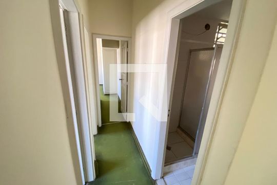 Corredor de apartamento à venda com 3 quartos, 95m² em Rocha, Rio de Janeiro