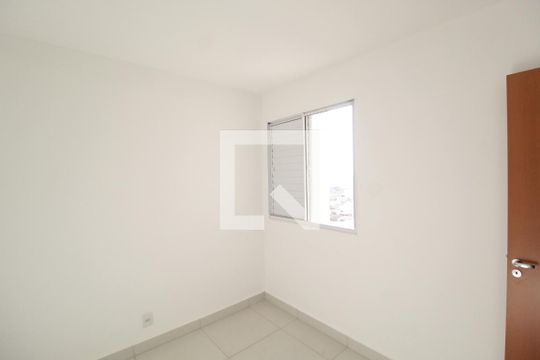 Quarto 1 de apartamento para alugar com 2 quartos, 56m² em Novo Mundo, Uberlândia