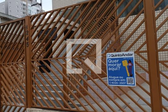 Instalação de plaquinha de apartamento à venda com 2 quartos, 65m² em Vila Antonieta, São Paulo