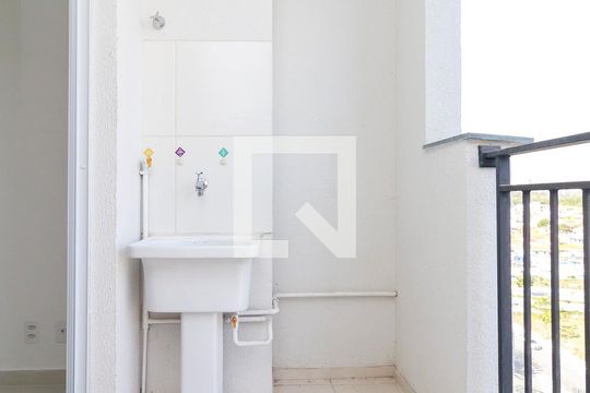 Sala - Varanda de apartamento para alugar com 2 quartos, 36m² em Jardim Caravelas, São Paulo