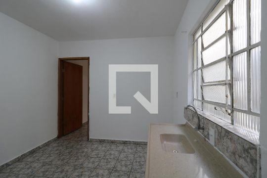 Cozinha de casa para alugar com 1 quarto, 44m² em Vila Palmares, São Caetano do Sul