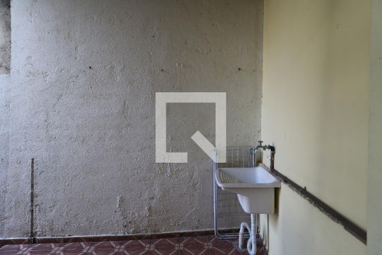 Área de Serviço de casa para alugar com 1 quarto, 44m² em Vila Palmares, São Caetano do Sul