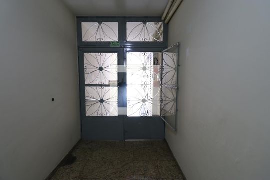 Entrada de apartamento à venda com 2 quartos, 75m² em Barra Funda, São Paulo